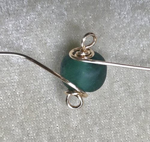 Nancy Chase's Spiral Times Bracelet - , Contemporary Wire Jewelry, Spirals, Wire Spiral, Spiral Wire Wrap, wrap the wire around itself to form a cap